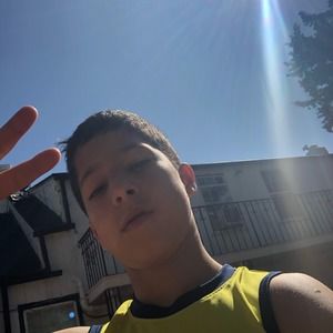 Meet your Posher, Diego